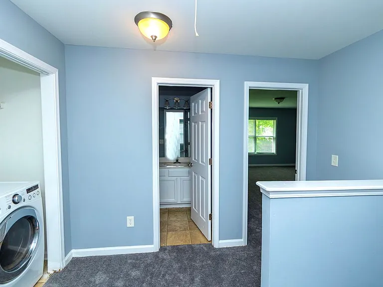 5815 Weddington Dr — Photo 33