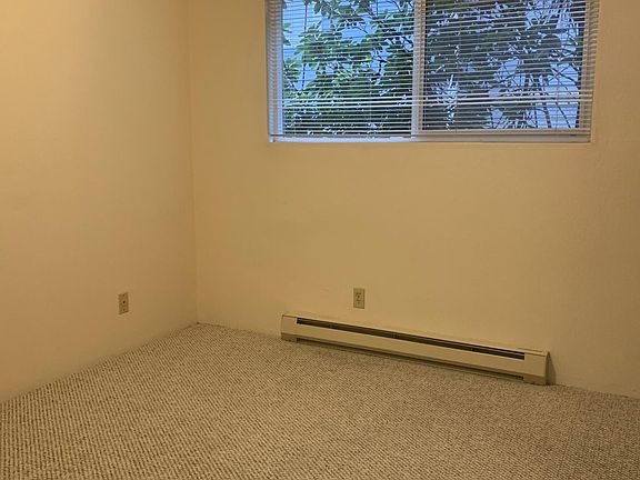 5th image of 2839 14th Ave W #202
