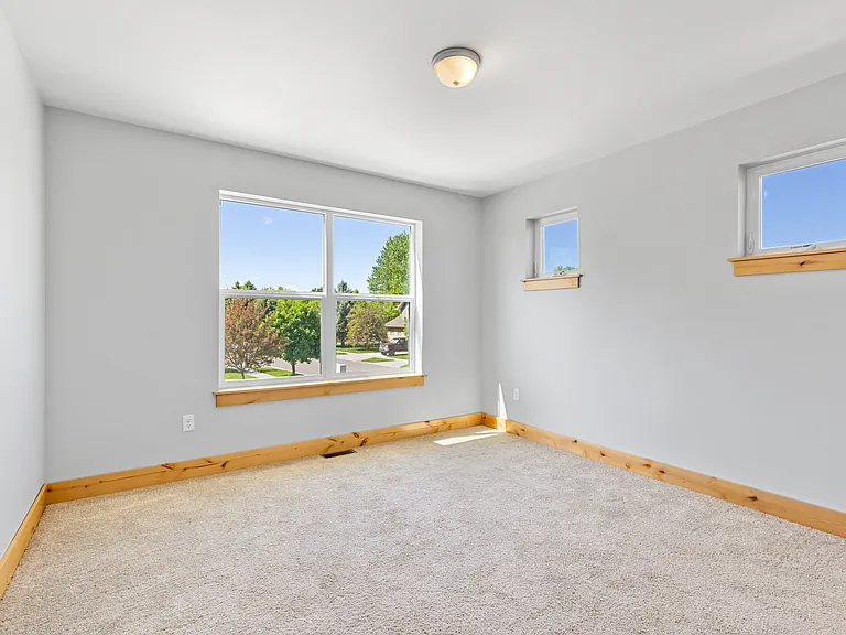 2781 Renee Way — Photo 40