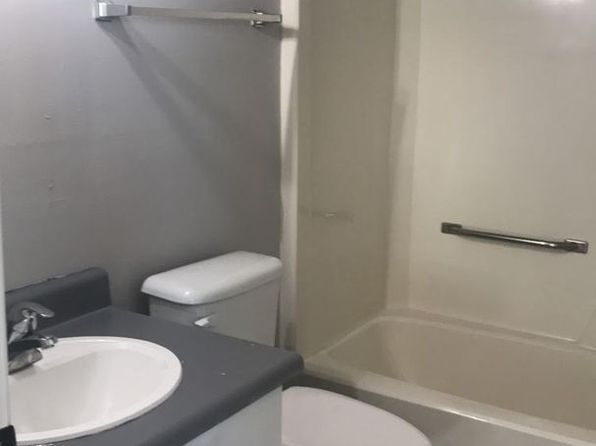 204 E Main St #208