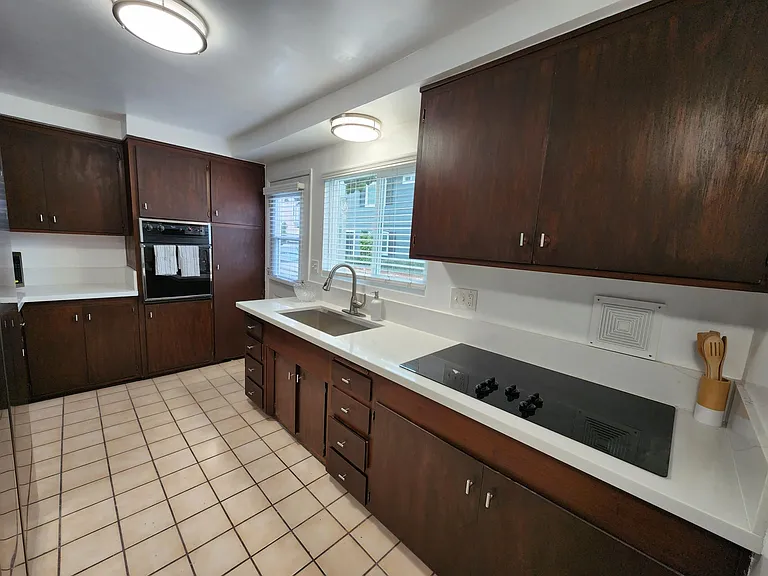 5000 1/2 Neptune Ave — Photo 21