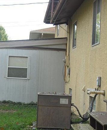 4th image of 4026 Seigman Ave