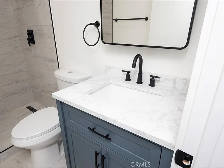 1571 Ricardo — Photo 25