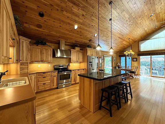 2nd image of 7397 Trailwood Dr