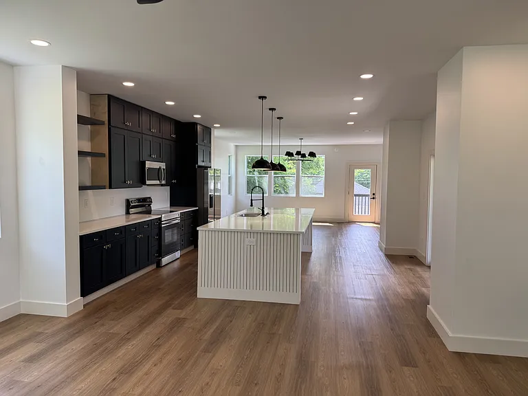 2816 Nichols Ave — Photo 13