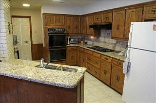 3rd image of 529 Goodwin Dr