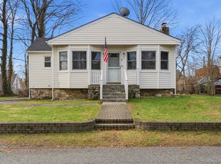 51 Johnson Street, Lake Peekskill, NY 10537