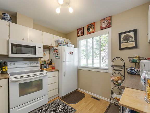 4th image of 9619 180th St NW #14