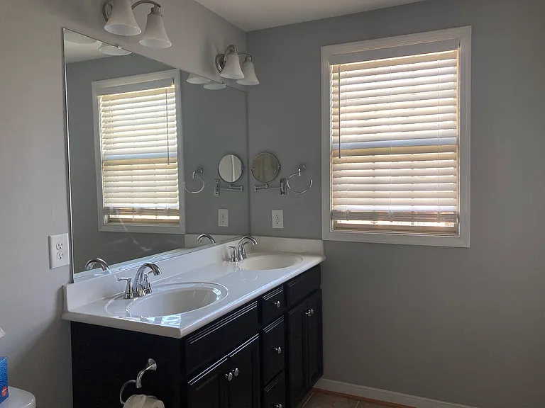 10942 Parkshire Ln — Photo 11