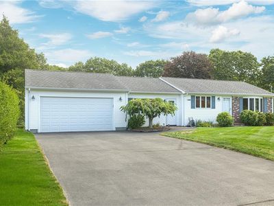 31 Avice St, Narragansett, RI, 02882
