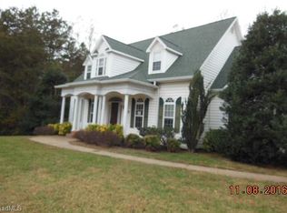 5275 Seward Rd, Pfafftown, NC 27040