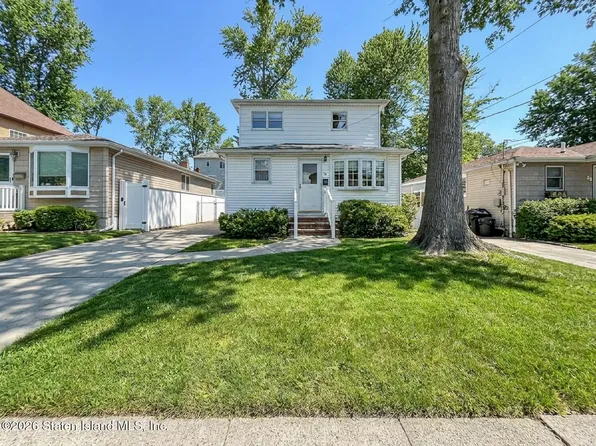 37 Elmwood Ave, Staten Island, NY 10308
