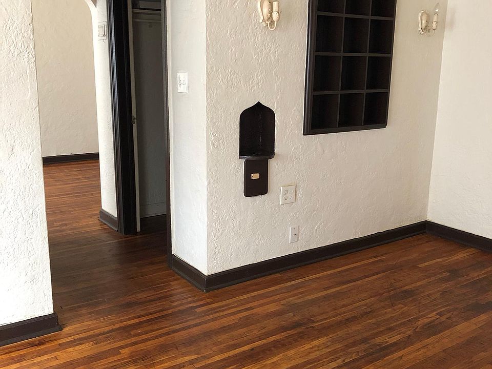 1st image of 4806 E Washington St APT 5