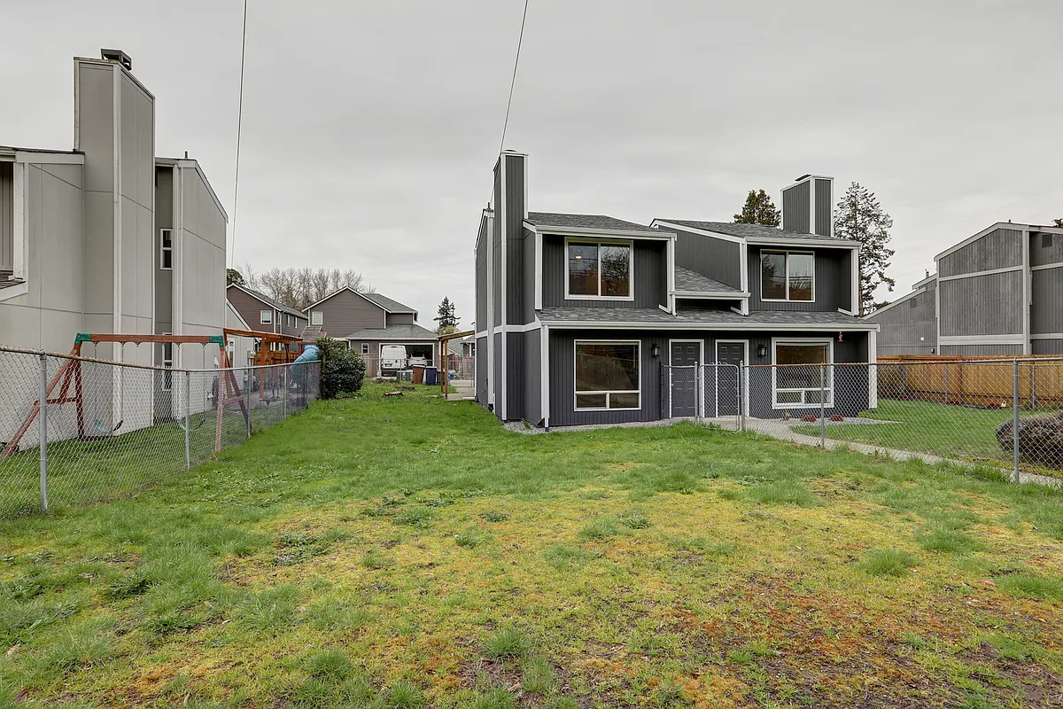 Building Photo - 6110 29th St NE