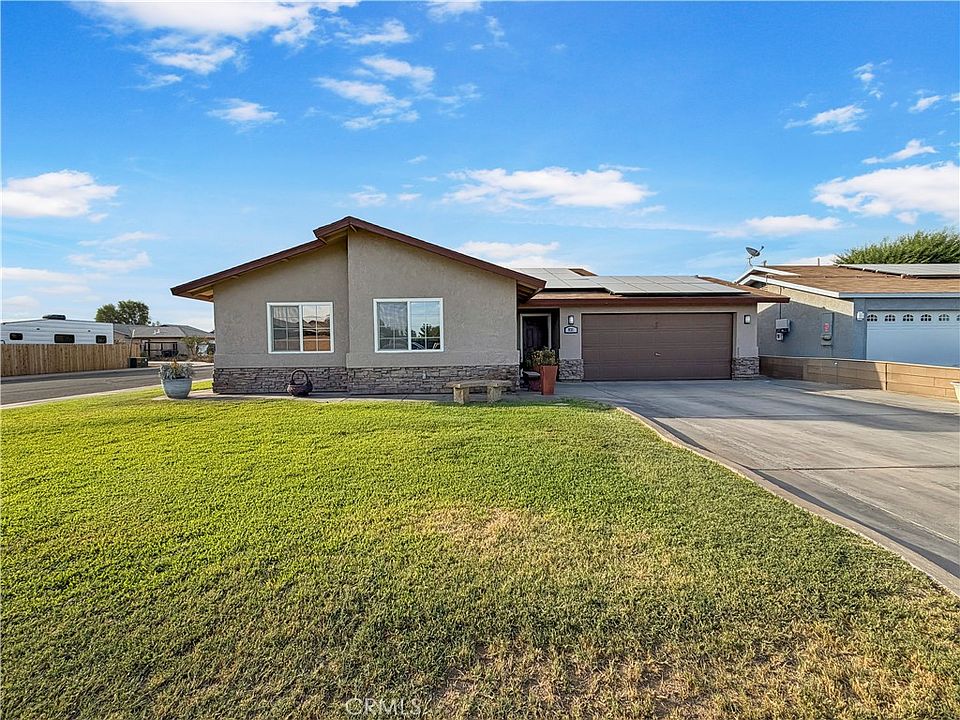 1st image of 931 Vista Sunrise St