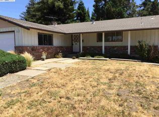 18446 Center St, Castro Valley, CA 94546