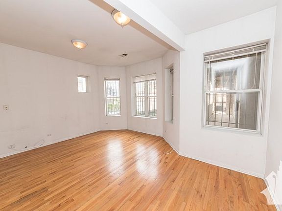 4th image of 1022 N Damen Ave #7JC