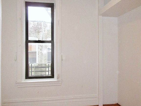 5th image of 165 Prospect Park W APT 4L
