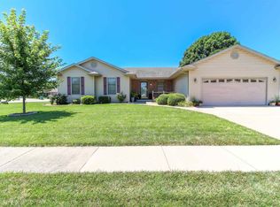 3729 Wexford Dr, Springfield, IL 62704