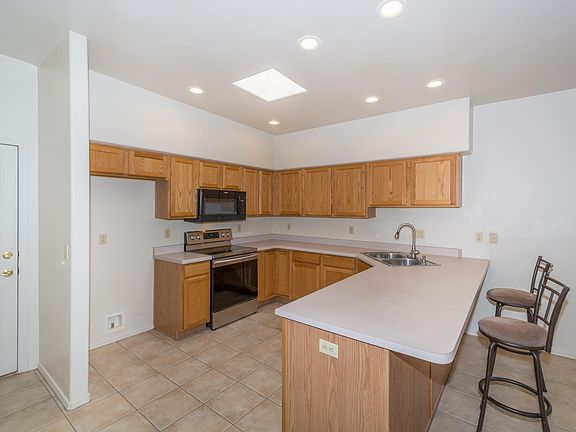 5th image of 8192 N Peppersauce Dr