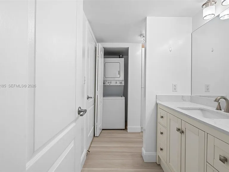 280 SW 20th Rd #504 — Photo 28