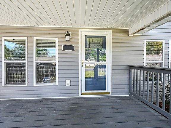 2nd image of 1528 Warnke Rd NW