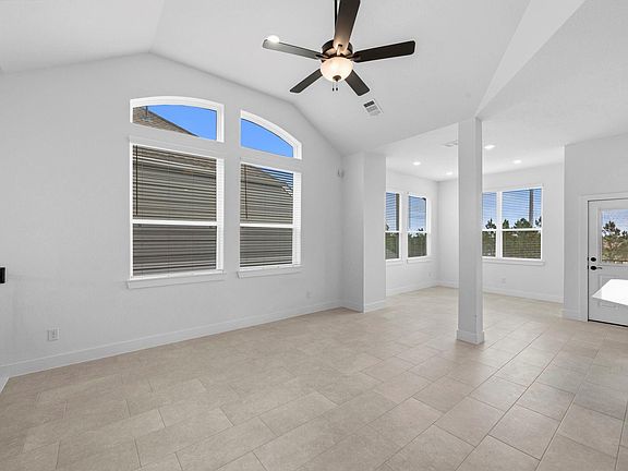 3rd image of 12750 Grayson County Rd