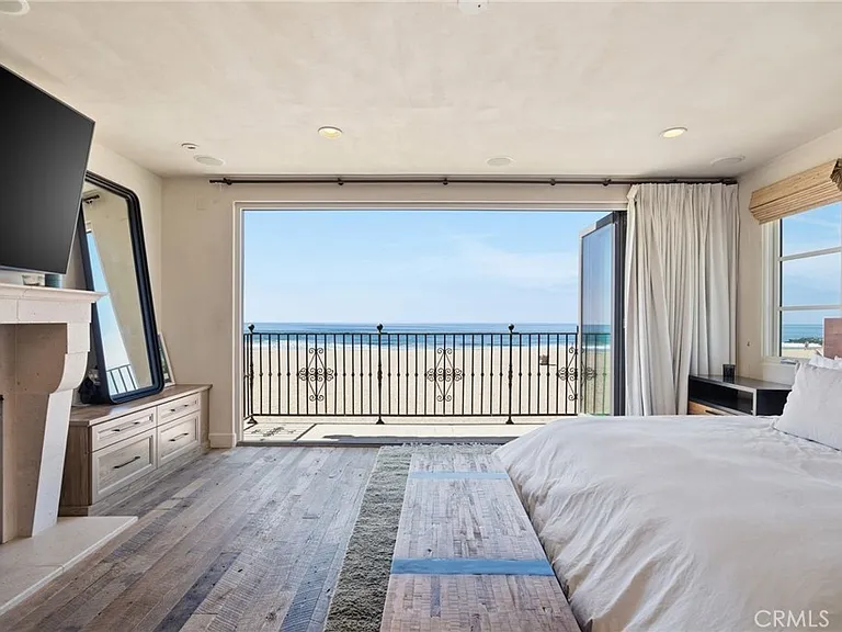 3715 Seashore Dr — Photo 11