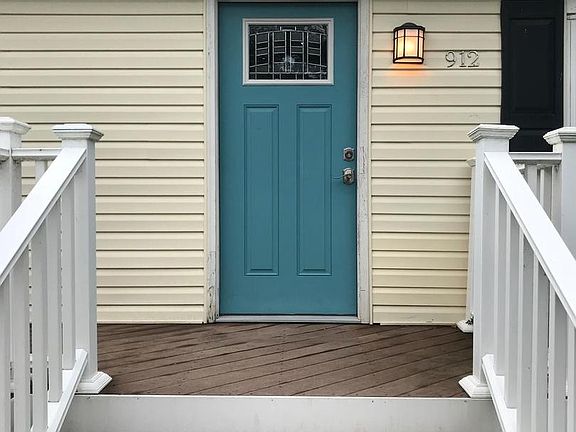 2nd image of 912 May Ln