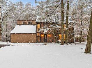 1259 Lakevue Dr, Butler, PA 16002