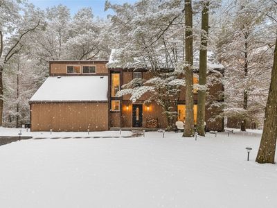 1259 Lakevue Dr, Butler, PA, 16002