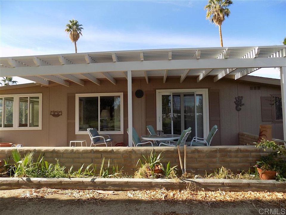 1st image of 1010 Palm Canyon Dr APT 285