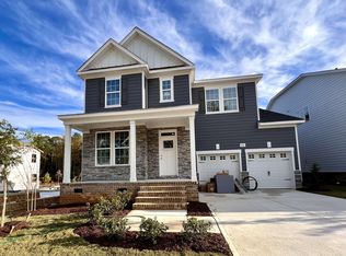 816 Challenger Ln, Knightdale, NC 27545