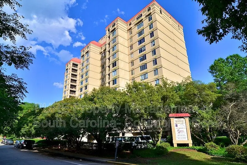 2 bed, 2.0 bath, 699 sqft, $1,295 — Photo 2