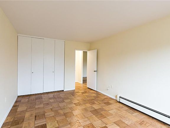 5th image of 100 E Hartsdale Ave APT 4EW