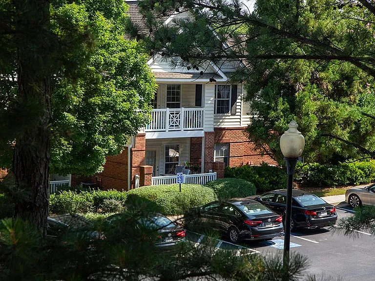 Walton Vinings — Photo 16