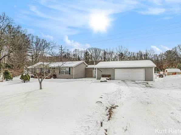2564 108th Ave, Allegan, MI 49010