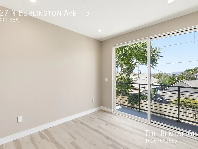 227 N Burlington Ave #3 — Photo 15