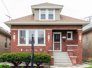 3434 Prairie Ave, Brookfield, IL 60513