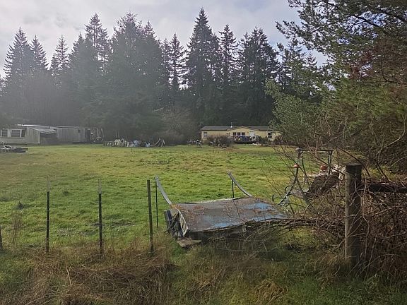 2nd image of 443 Oyler Rd