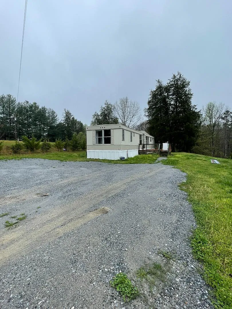 110 Jay Court — Photo 1