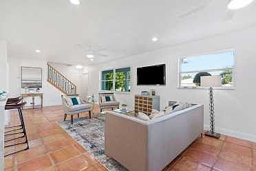 Home For Sale In Grayson Heights