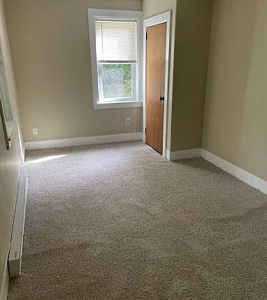 4th image of 120 Washington St #1