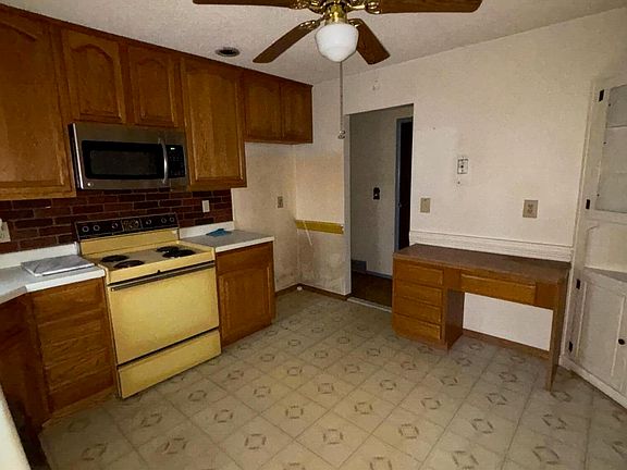 4th image of 112 Springhollow Drive