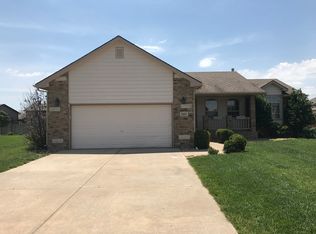 2643 E Keys Ct, Derby, KS 67037