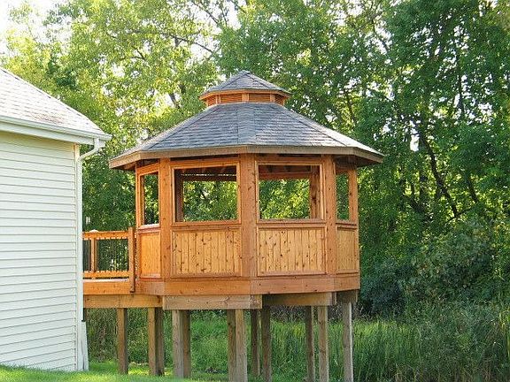Screened gazebo