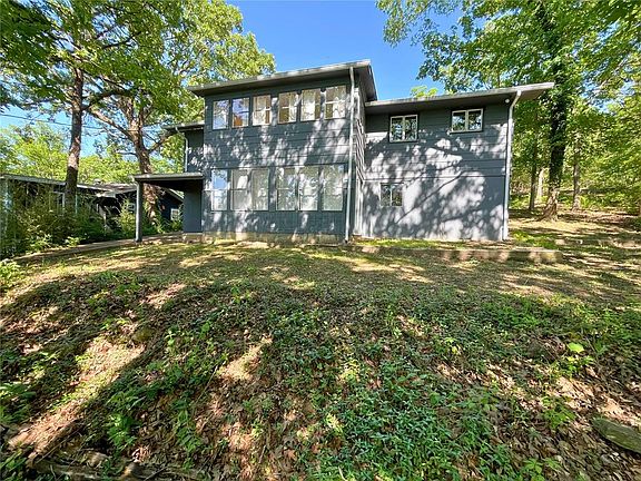 3rd image of 1761 E Forest Ln