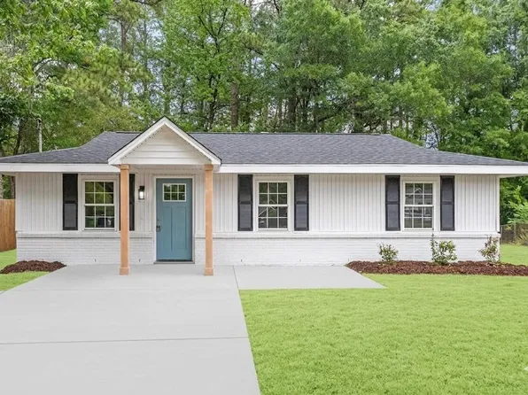 609 Juno Ct, Raleigh, NC 27610