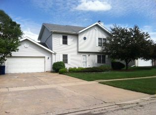 810 Peale St, Joliet, IL 60433