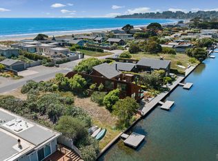 193 Seadrift Rd, Stinson Beach, CA 94970